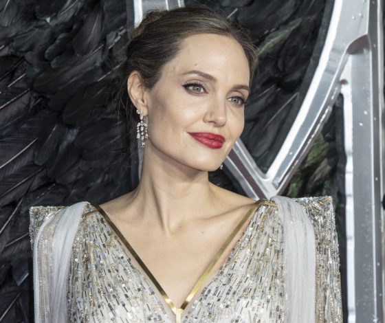 Мы ее обожаем! Собрали самые красивые выходы Анджелины Джоли