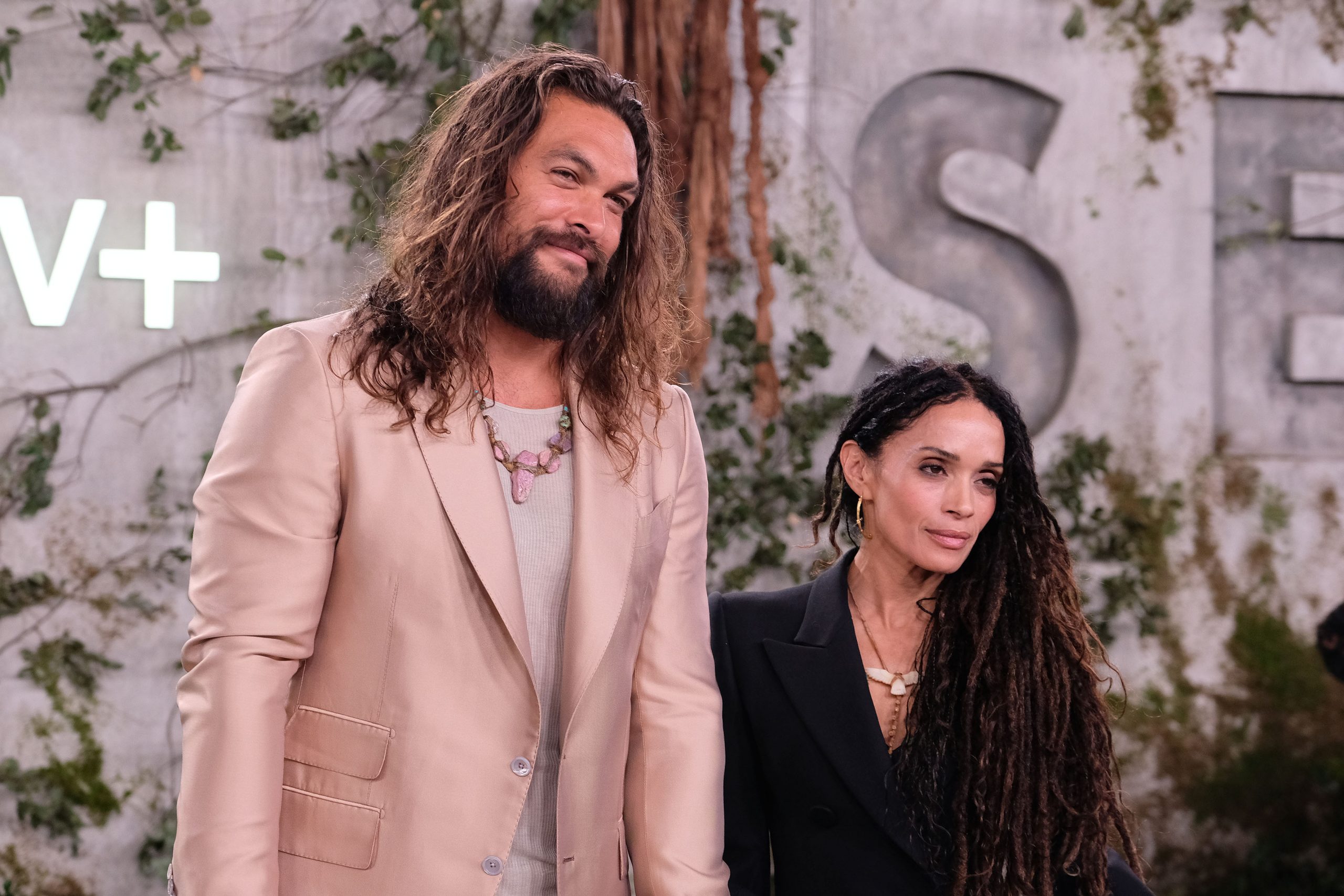 After divorce: Jason Momoa has no home