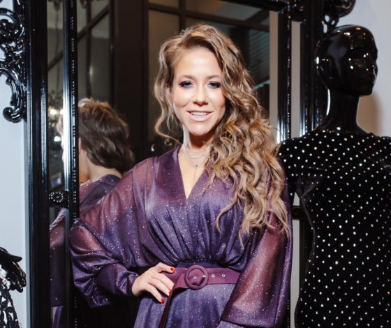 Виктория Лопырева, Юлия Барановская, Милана Тюльпанова, Настя Задорожная на открытии нового ателье Инны Жирковой MiloMilo