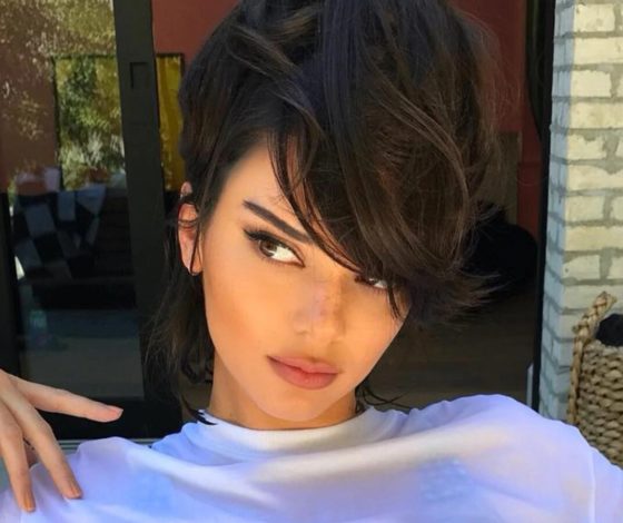 Без Бена Симмонса: Кендалл Дженнер замечена с новым баскетболистом NBA