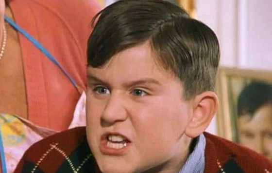 Мы его не узнали! Как сейчас выглядит кузен Гарри Поттера?