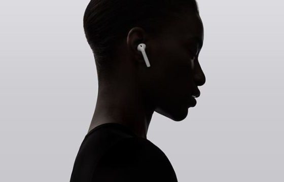 Для всех поклонников Apple: мемы про новые AirPods Pro