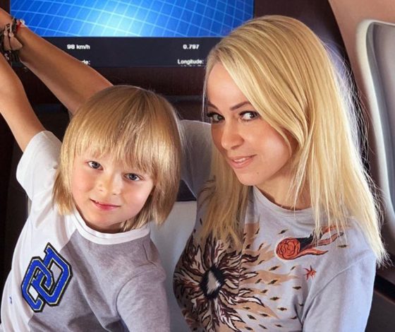 «Надеюсь, скоро у нас родится ребенок»: Яна Рудковская о знакомстве с Евгением Плющенко и суррогатной матери в прямом эфире Тины Канделаки