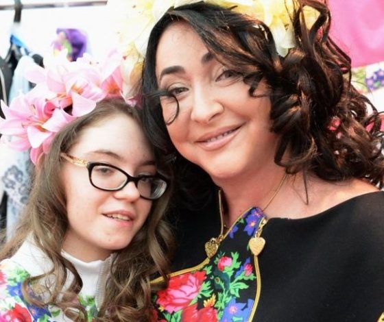 Редкость: Лолита выложила видео с дочерью в ее день рождения