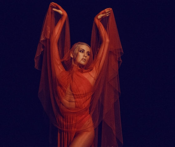 Эксклюзив PEOPLETALK. Maruv впервые о своем муже, детстве и нападении журналистов: «Они гнались за нами и чуть не разбили мне губу»