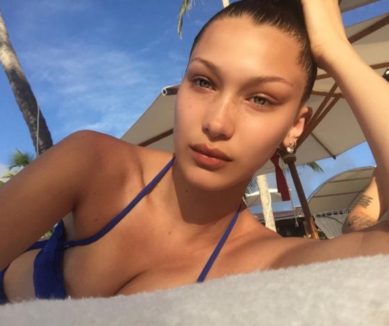 Белла Хадид отдыхает в компании друга Кендалл Дженнер на Карибских островах