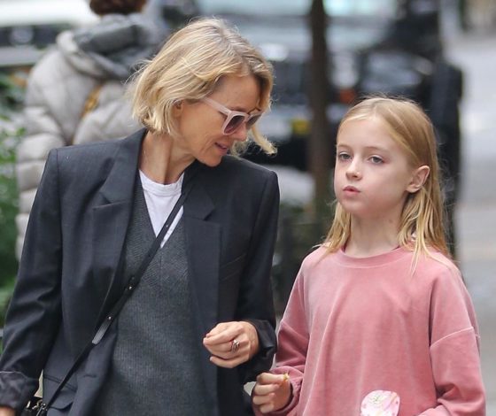 Сын Наоми Уоттс одевается как девочка. Кто ещё из звёздных детей так делает?