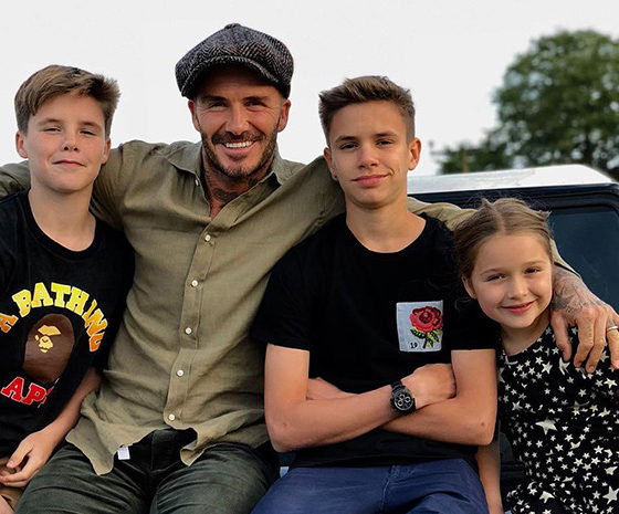 Бекхэмы в деле: как они отметили Хэллоуин?