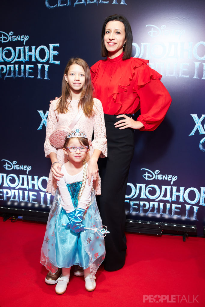 Елена Борщева с дочками