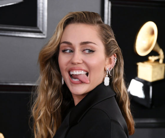 Вспомнить все: как менялась Майли Сайрус?