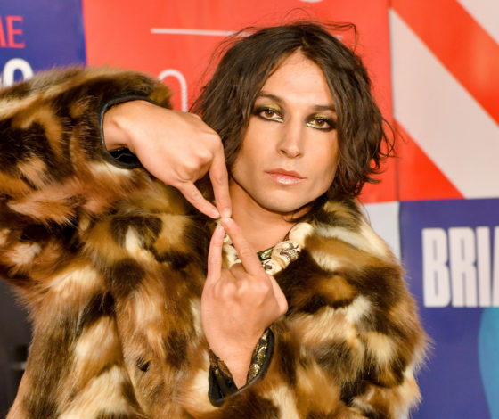 Обожаем! Новый выход Эзры Миллера, который взорвет твой мозг