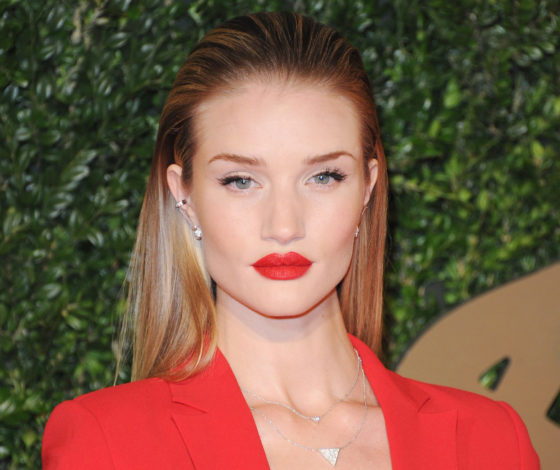 Простые лайфхаки: как выбрать красную помаду?