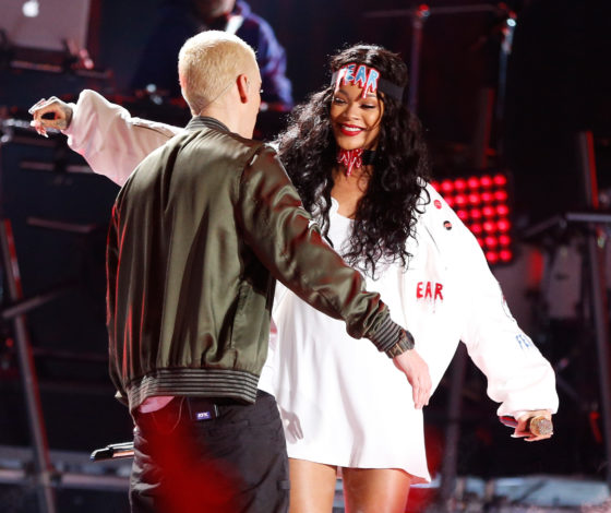 Скандал позади? Что на самом деле происходит в отношениях Эминема и Рианны?