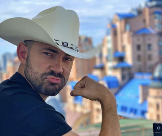 А Настя Ивлеева в курсе? Андрей Бедняков пошутил над Элджеем   