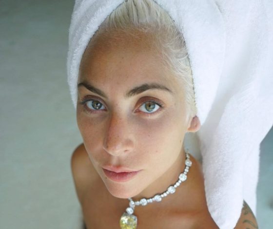 «Просто странное время»: Леди Гага попала в неловкое положение в интервью Джимми Фэллона