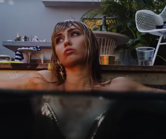 Какие сериалы смотрят звезды? Рекомендуем!