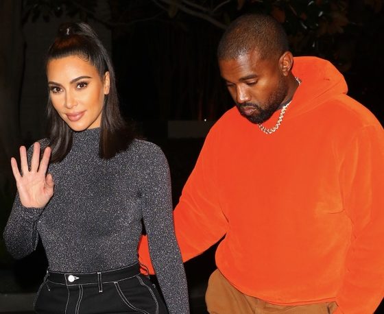 Ничего необычного! Ким Кардашьян и Канье Уэст с детьми гуляют в торговом центре