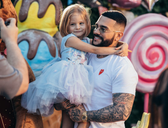 Как круто! Тимати с дочкой Алисой в новой рекламной кампании LOL