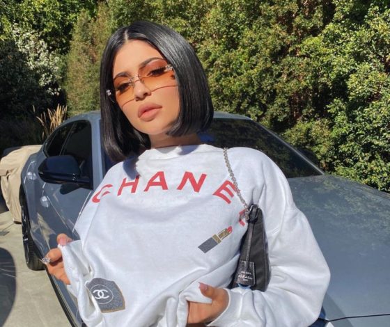 У Кайли Дженнер новый образ! Вспоминаем все ее прически