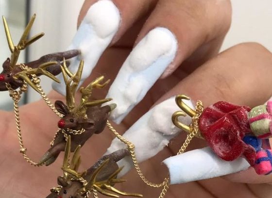 Новогодний маникюр: примеры, как не надо его делать