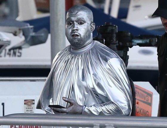 Канье Уэст стал мемом из-за нового выхода