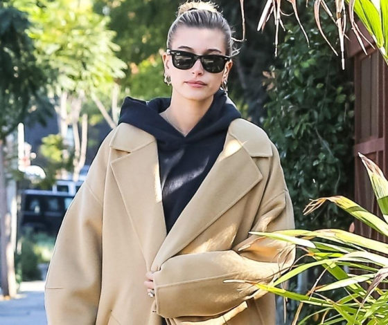 Топ зимних выходов Хейли Бибер