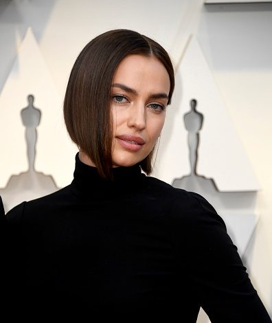 В Сети обсуждают живот Ирины Шейк