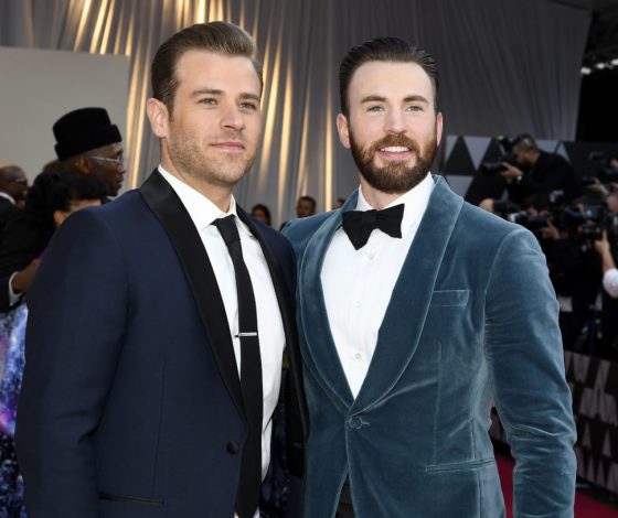 И смех, и грех: младший брат Криса Эванса отреагировал на слив его интимного фото