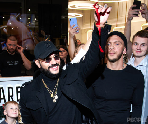 Лейбл Тимати не останавливается: открылся новый барбершоп 13 by Black Star