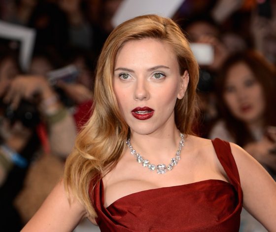 Скарлетт Йоханссон возглавила список звезд, чьи имена чаще всего используют мошенники