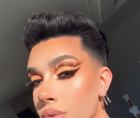 Любимое тональное средство звезд YouTube – Too Faced