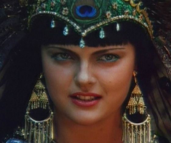 Акатава из фильма «Сердца трех»: актрисе сейчас 50 лет