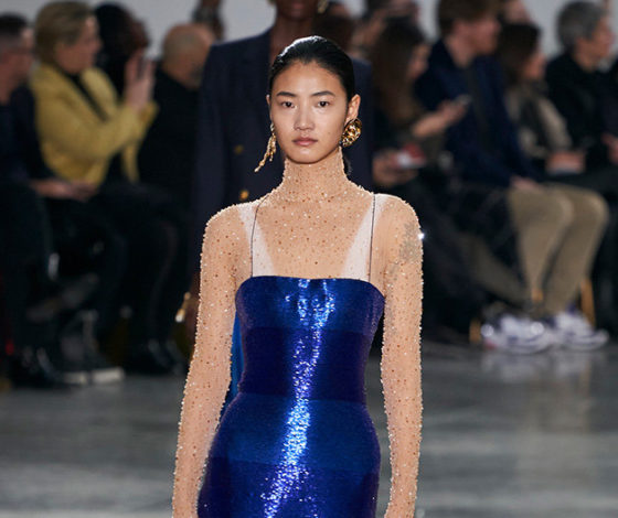 Показ Schiaparelli на кутюрной Неделе моды в Париже