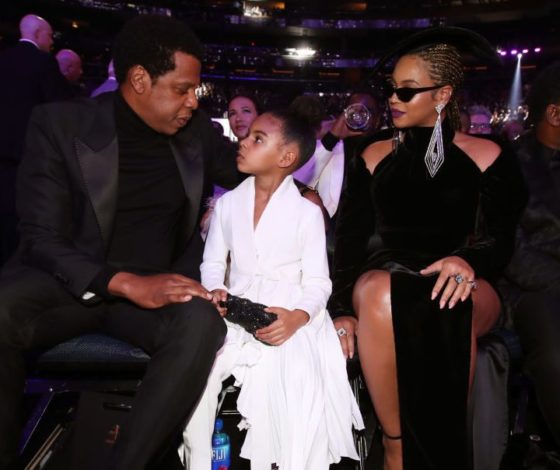 Ко дню рождения дочери Бейонсе: вспоминаем видео, в котором она делает замечание маме