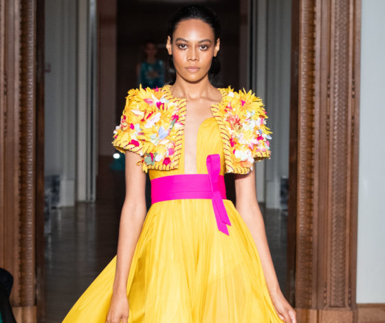 Показ российского бренда Yanina Couture в Париже