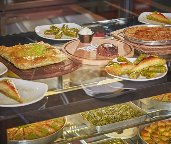 Восточные сладости: открылась кондитерская Cihan