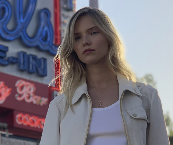 Саша Лусс в новой рекламной кампании Escada