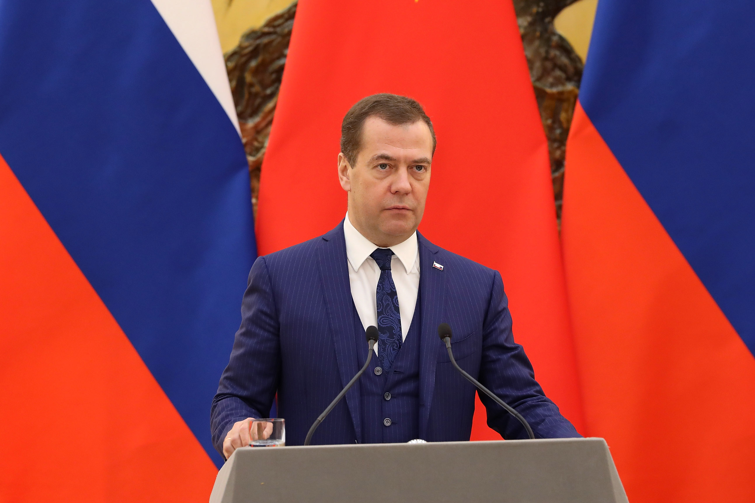 Медведев о террористах. Димон Медведев. Медведев фото.
