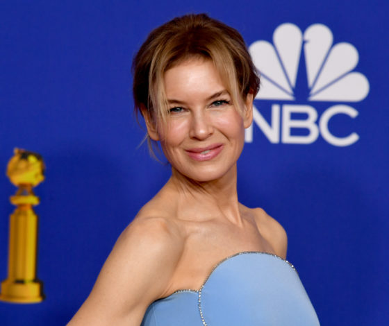 Цветные платья на красной дорожке «Золотого глобуса»