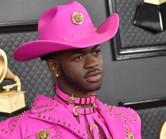 Самые экстравагантные мужские образы премии «Грэмми-2020»