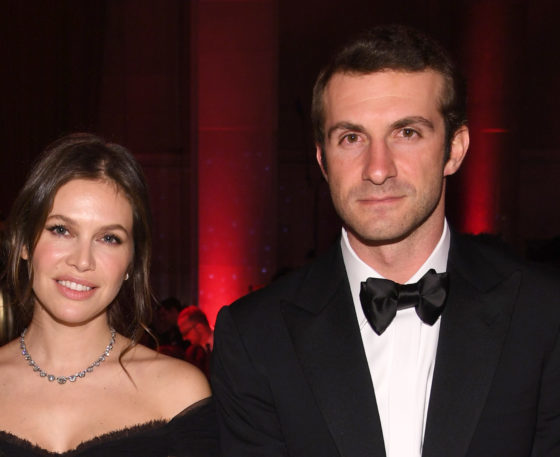 Принцесса Беатрис с женихом, Карли Клосс и другие гости после свадьбы Дарьи Жуковой и Ставроса Ниархоса