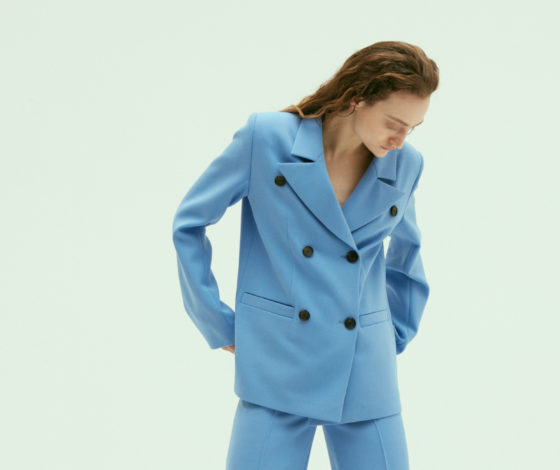 Стильные костюмы, как у Джиджи Хадид, в новой коллекции Lesyanebo