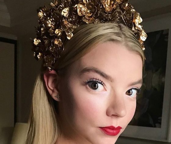 Звезда «Сплита» Аня Тэйлор-Джой рассказала, как накраситься всего за 5 минут