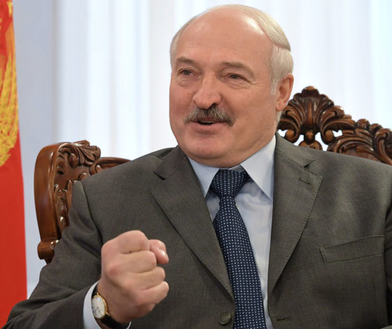 «Никто от коронавируса в нашей стране не умрет»: собрали самые яркие цитаты Александра Лукашенко о Covid-19