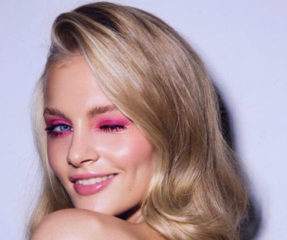 Официально: Ксения Пунтус случайно выпала из окна