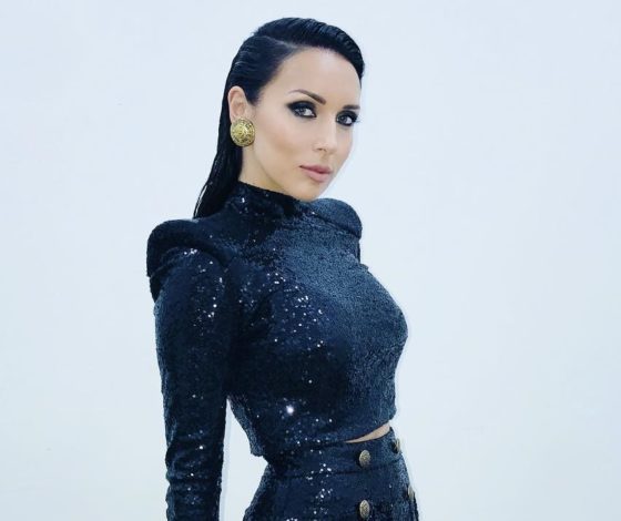 Алсу исполнила «Свет в твоем окне» спустя 21 год. Выяснили, как изменился голос певицы