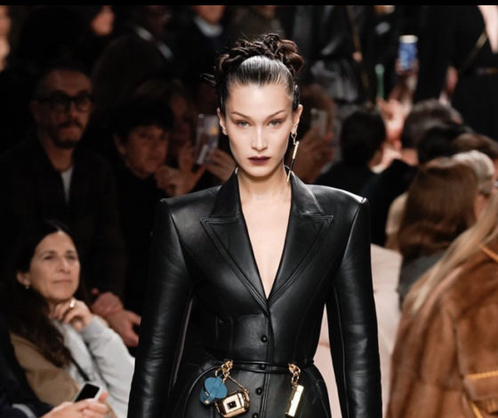 Белла и Джиджи Хадид на показе Fendi в Милане