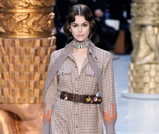 Кайя Гербер на показе Chloe в Париже