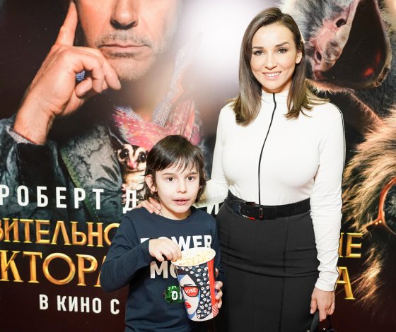 «Он подарил мне денежку, чтобы я не грустила»: Анфиса Чехова рассказала милую историю о сыне