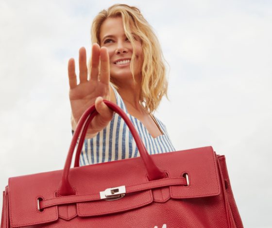 Конкурс PEOPLETALK: Выиграй вещь из новой коллекции «Эконики» и Юлии Высоцкой